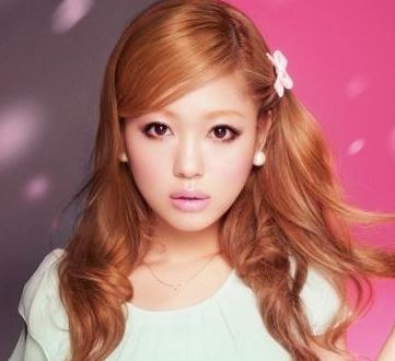 佐野ひなこ メイク